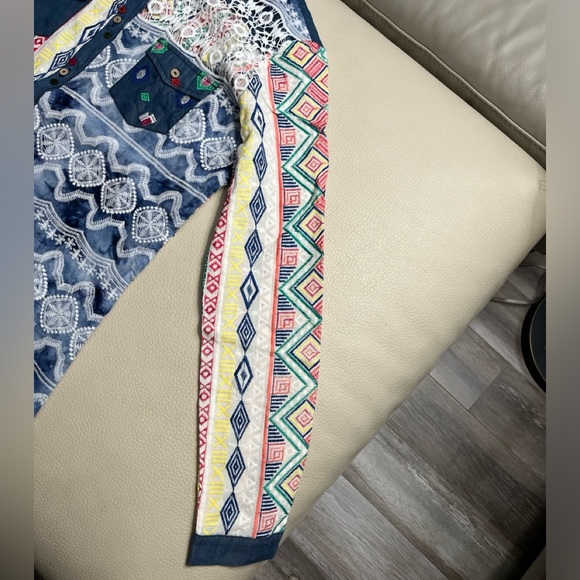 NWT - Desigual Women’s Patchwork Embroidered Long Sleeve Shirt - Size L - Picture 7 of 15
